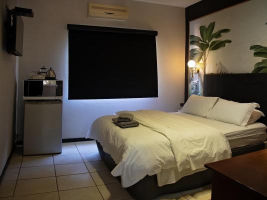 Room image 3