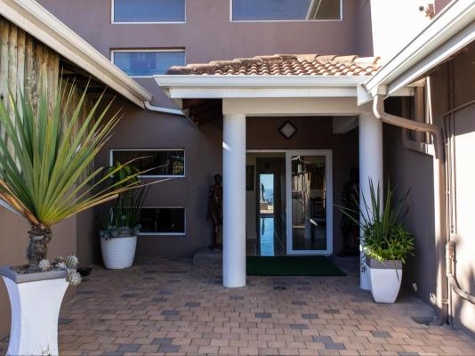 305 Guest House  - 210526