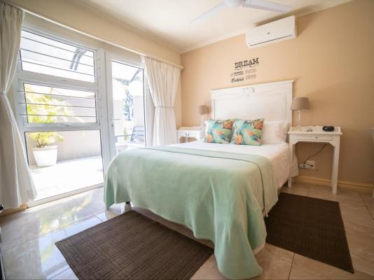 Room image 2