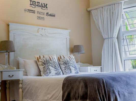 Room image 5