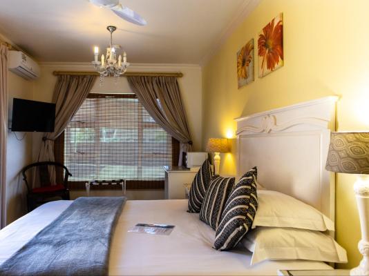 Room image 6