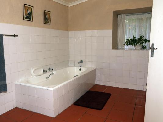 Room image 1