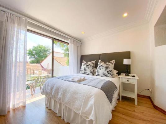 Room image 7