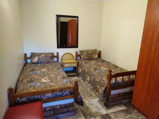 Room image 27