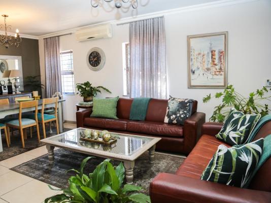 5 Konings Accommodation - 210812