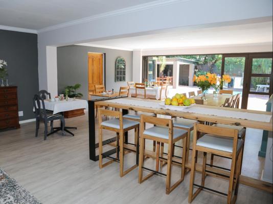 5 Konings Accommodation - 210813