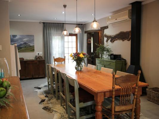 5 Konings Accommodation - 210817