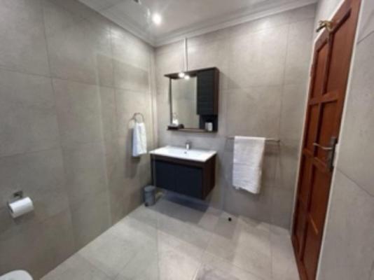 Room image 13