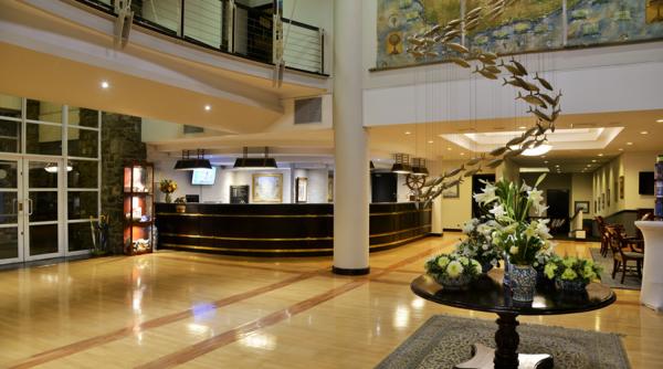 The Commodore Hotel - 211098