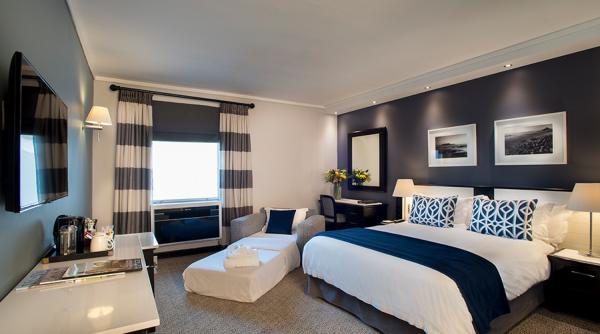 The Commodore Hotel - 211121