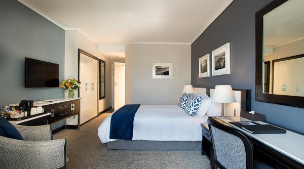 The Commodore Hotel - 211123