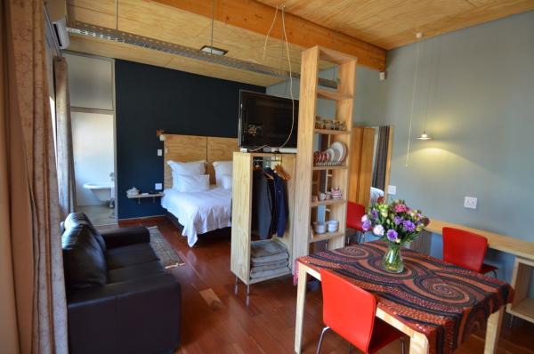 Bed & Breakfast in Hatfield - 211141
