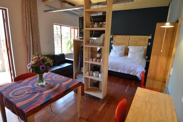 Bed & Breakfast in Hatfield - 211153
