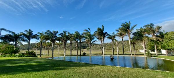 Hoekland Manor - 211196