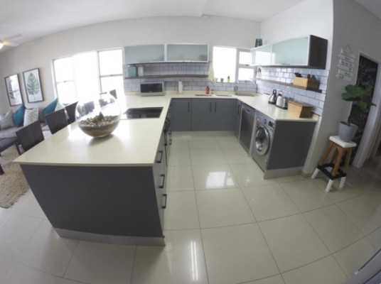 Escape to a Seaside Sanctuary - vayKZN Umdloti - 211207