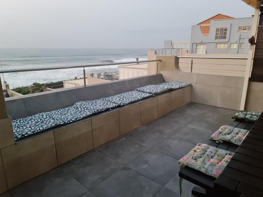 Escape to a Seaside Sanctuary - vayKZN Umdloti - 211217