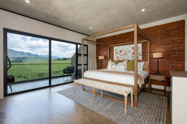 Room image 1