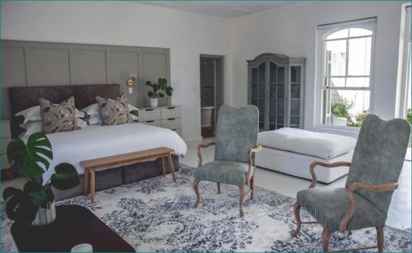 Room image 3