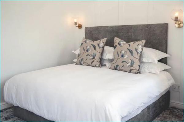 Room image 7