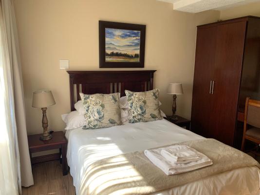 Room image 3