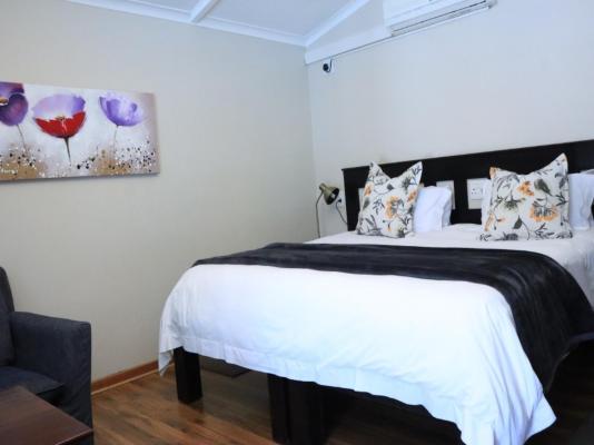 Room image 1