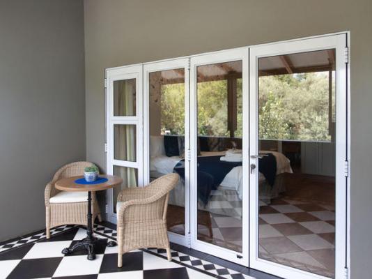 Bella Blue Guesthouse - 211471