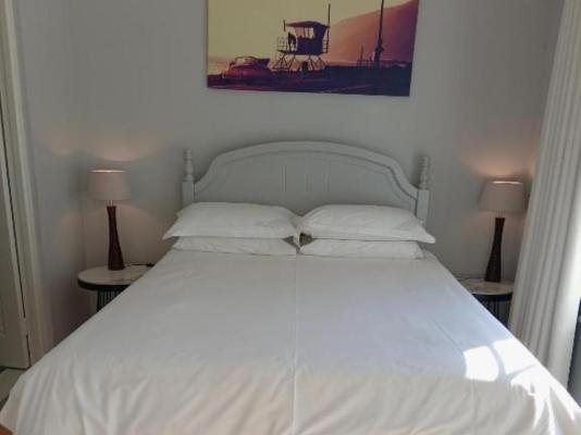 Room image 1