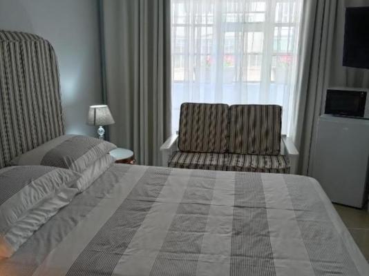 Room image 3