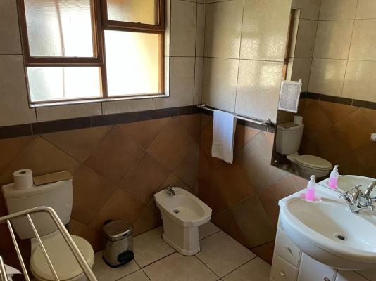Buffalo Hotel - 211663