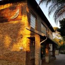 Falling Feather Inn - 211789