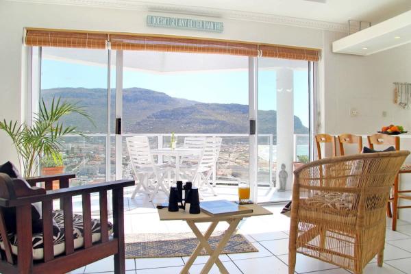 Crow`s Nest Fish Hoek Bay - 211863