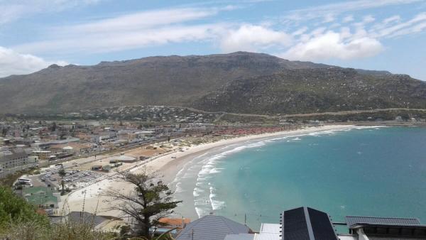 Crow`s Nest Fish Hoek Bay - 211867