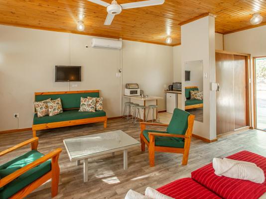 Room image 4