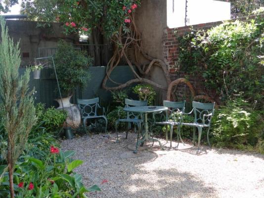 Agterplaas B&B - 212130