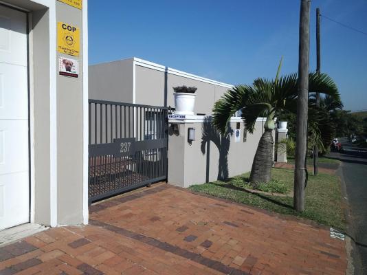 Ocean Blue Guesthouse - 212296