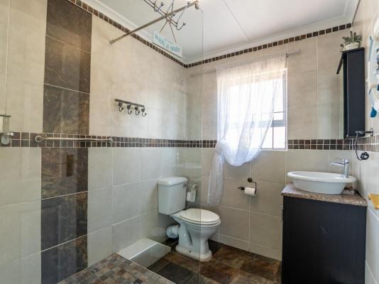 Ocean Blue Guesthouse - 212311