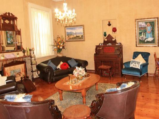Homestead B&B - 212500