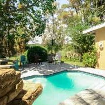 Homestead B&B - 212502