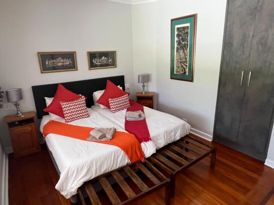 Room image 6