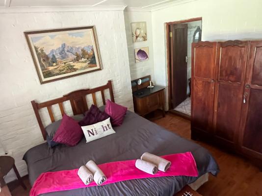 Room image 2