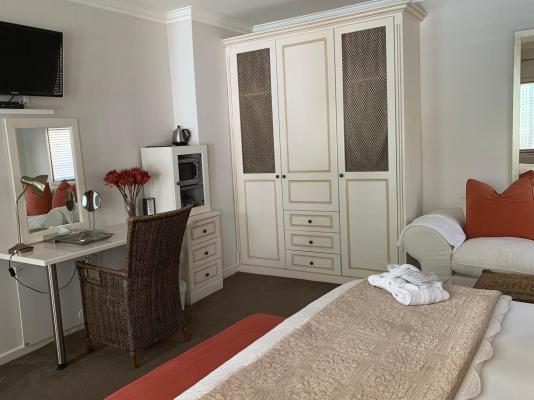 Fernwood Manor - 212691