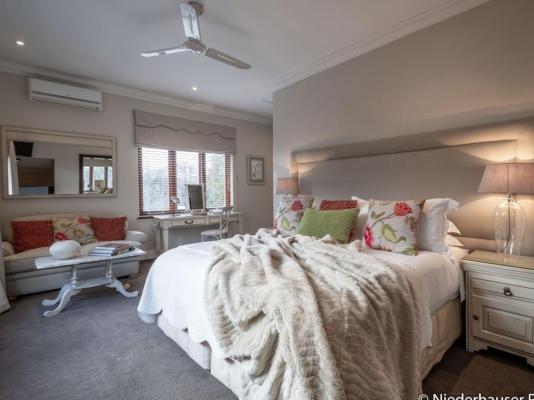 Fernwood Manor - 212703