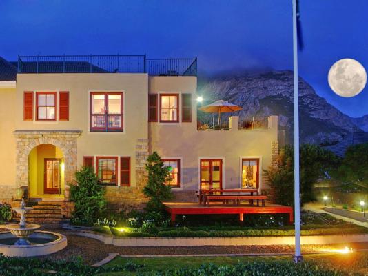 Lavender Manor Guest Lodge - 213005
