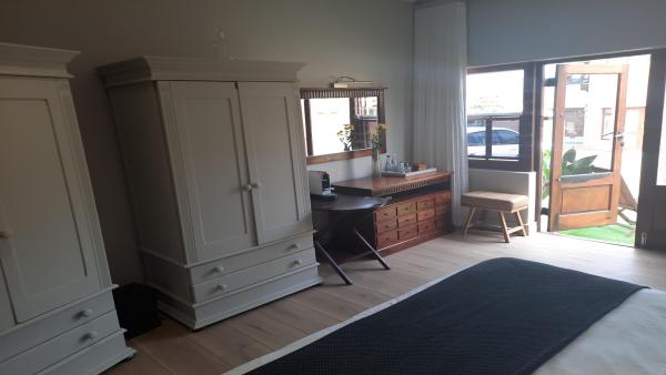 Lavender Manor Guest Lodge - 213020
