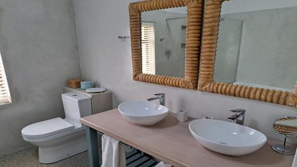 Room image 2