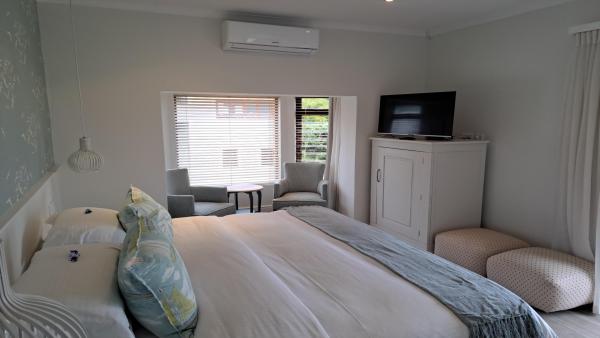Room image 3