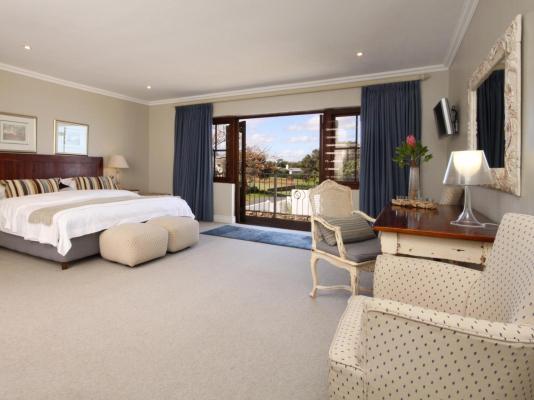 Room image 3