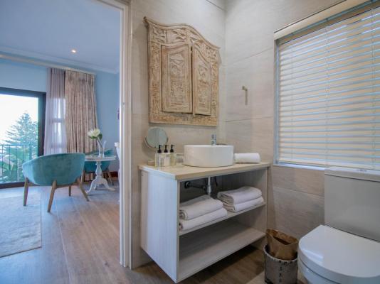 Lavender Manor Guest Lodge - 213034