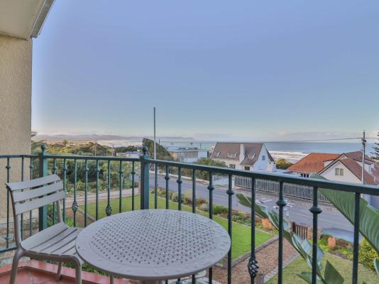 Lavender Manor Guest Lodge - 213036