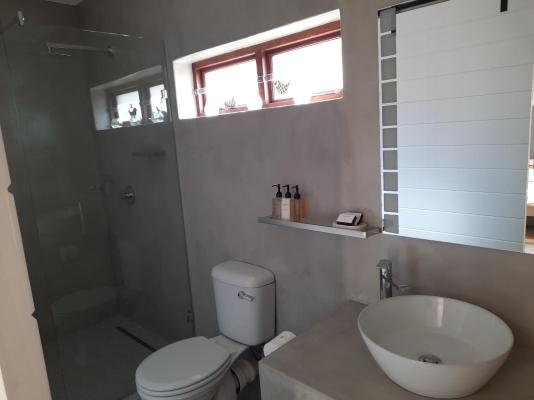 Lavender Manor Guest Lodge - 213046